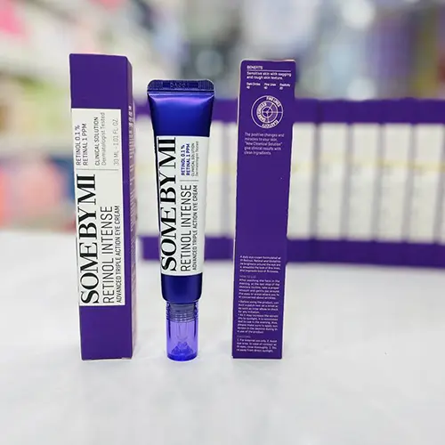 کرم سام بای می دور چشم رتینول